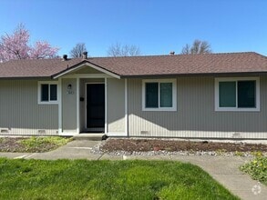 Building Photo - 5049 Charmian Dr