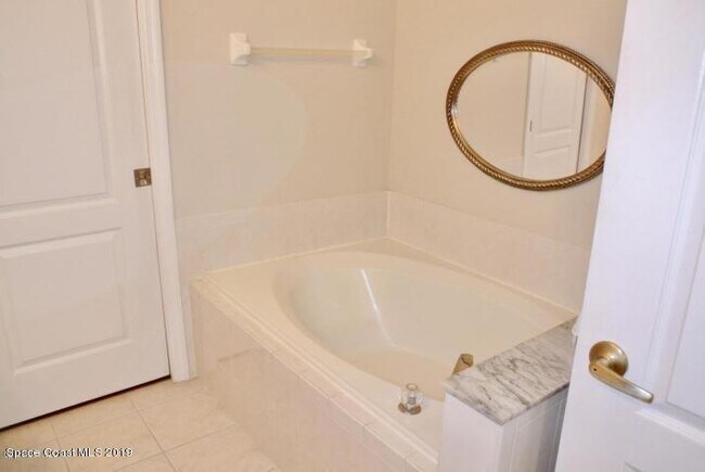 Foto del edificio - 324 Intrepid Way