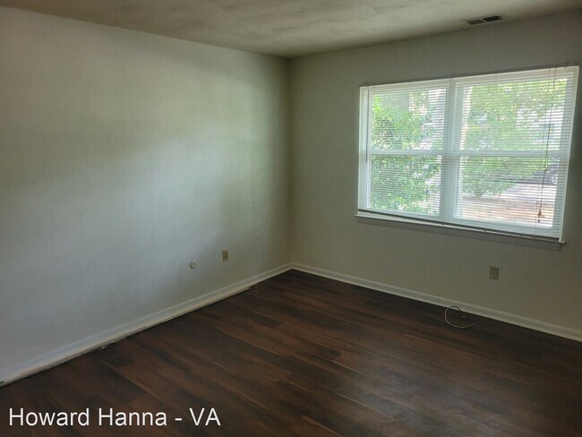 Building Photo - 2 br, 1.5 bath House - 739 Baldwin Avenue, #A