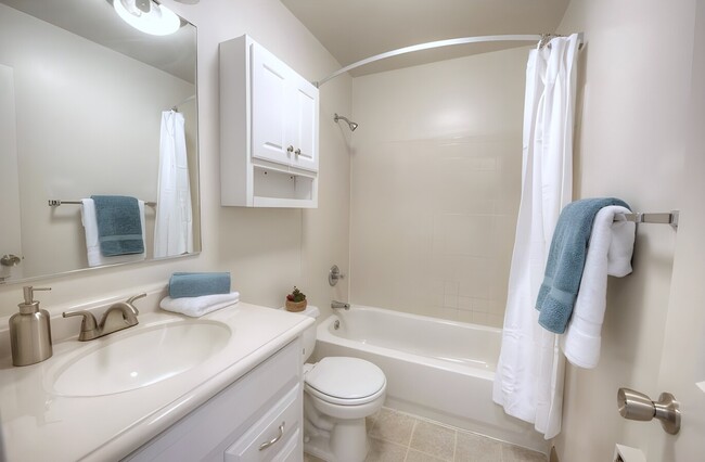 Building Photo - The Meadows