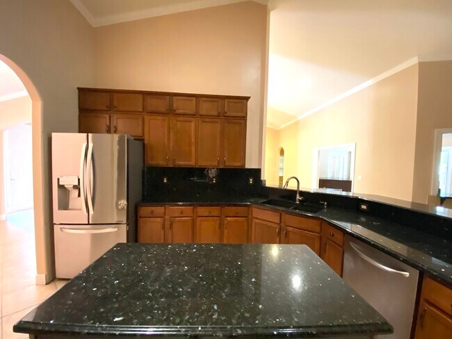 Foto del edificio - 8698 Banyan Blvd