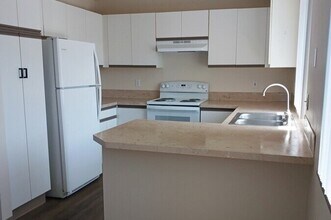 Building Photo - Noble Court Estates