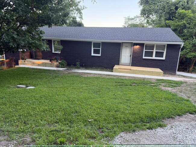 Foto del edificio - 5115 N Bellaire Ave
