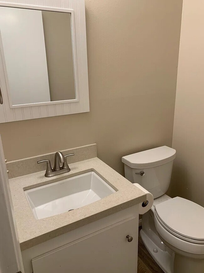 Foto del edificio - 181 N Kellogg Ave