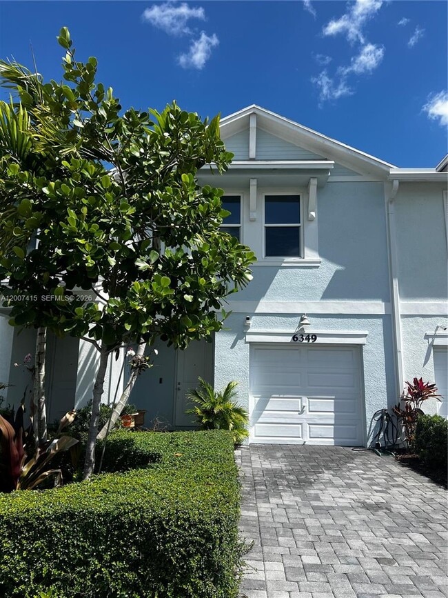 Building Photo - 6349 Topsail Dr