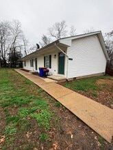 Building Photo - 413 Fairview Ave