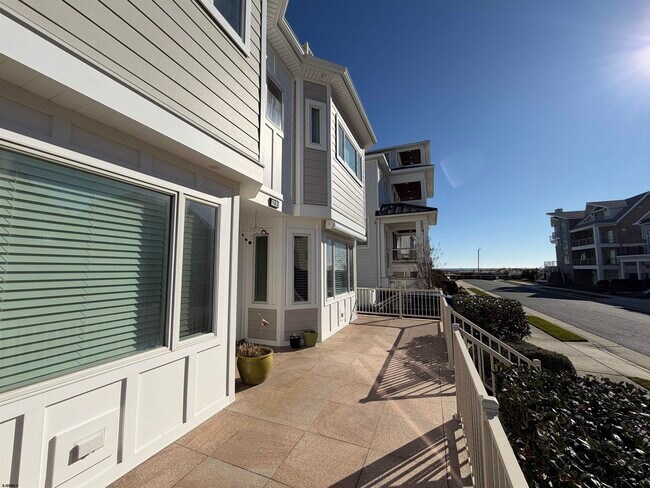 Foto del edificio - 103 S Andover Ave