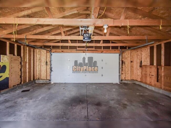 Building Photo - 1541 Spruce St