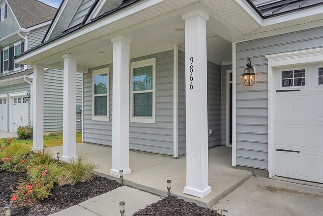 Building Photo - Remarkable 3 BR/ 2 BA Home With Solar Panels