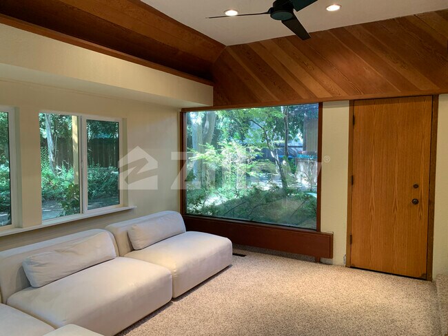 Foto del edificio - 3152 W Los Altos Ave