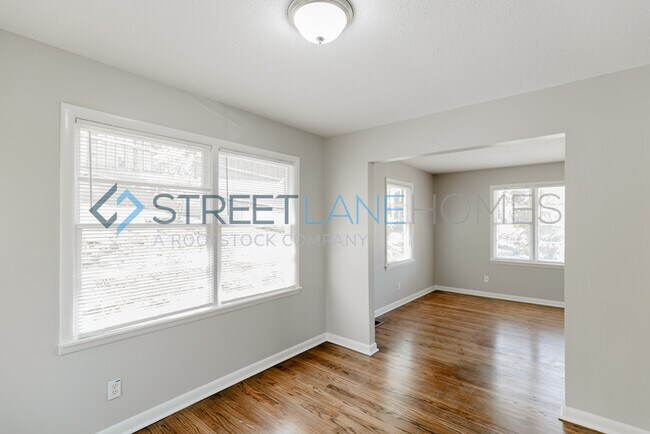 Building Photo - 609 Mitchell Cir