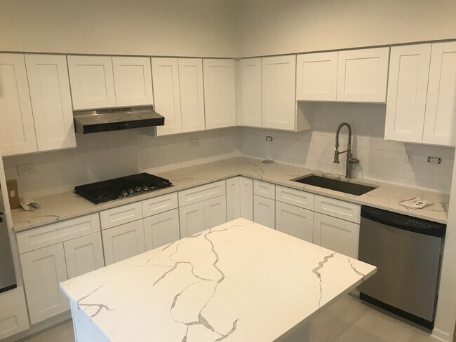 Foto del edificio - 1410 W Wrightwood Ave
