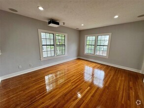 Building Photo - 1831 Colquitt St