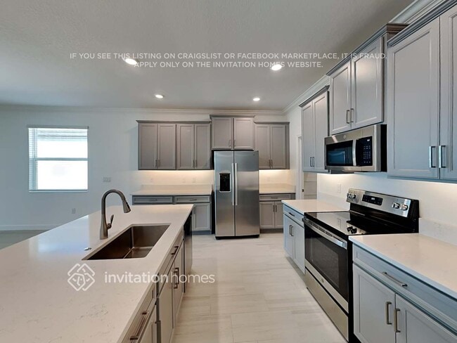Foto del edificio - 14246 17 Ct E