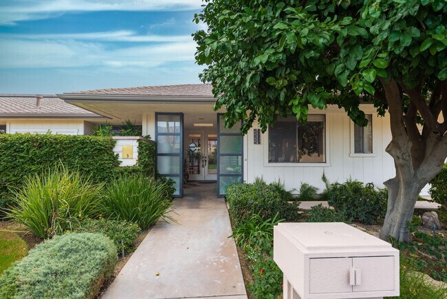 Foto del edificio - 3 Cornell Dr