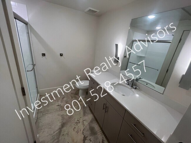 Foto del edificio - 1172 Graystone Way