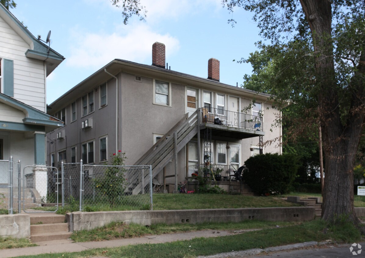Primary Photo - 5121 Thompson Ave