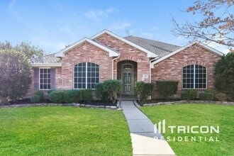 Building Photo - 630 Azalea Dr