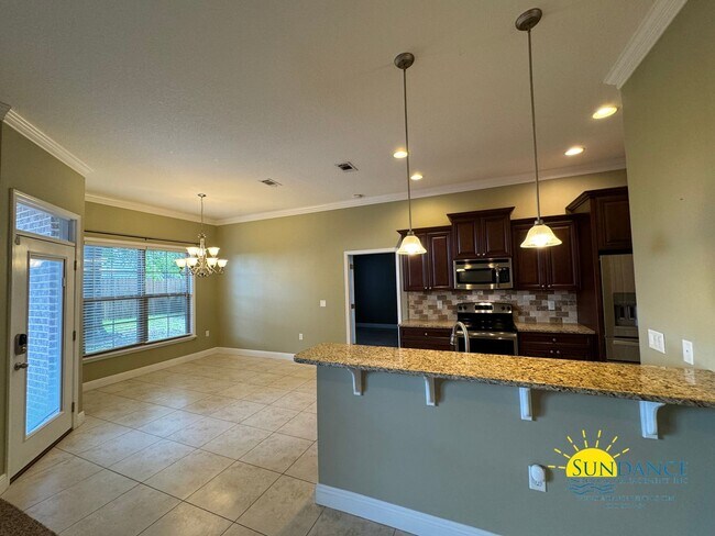 Building Photo - Prime Location and Stunning 4 Bedroom Home...
