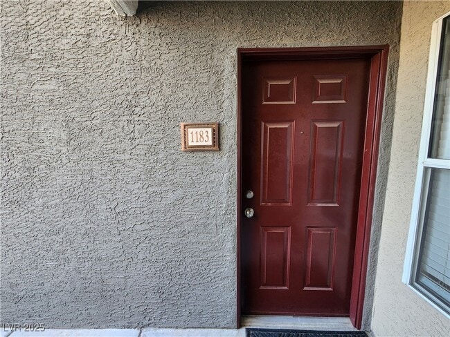 Foto del edificio - 5055 W Hacienda Ave