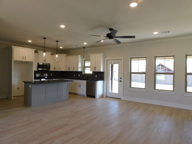 Foto del edificio - 1026 Partridge Pl
