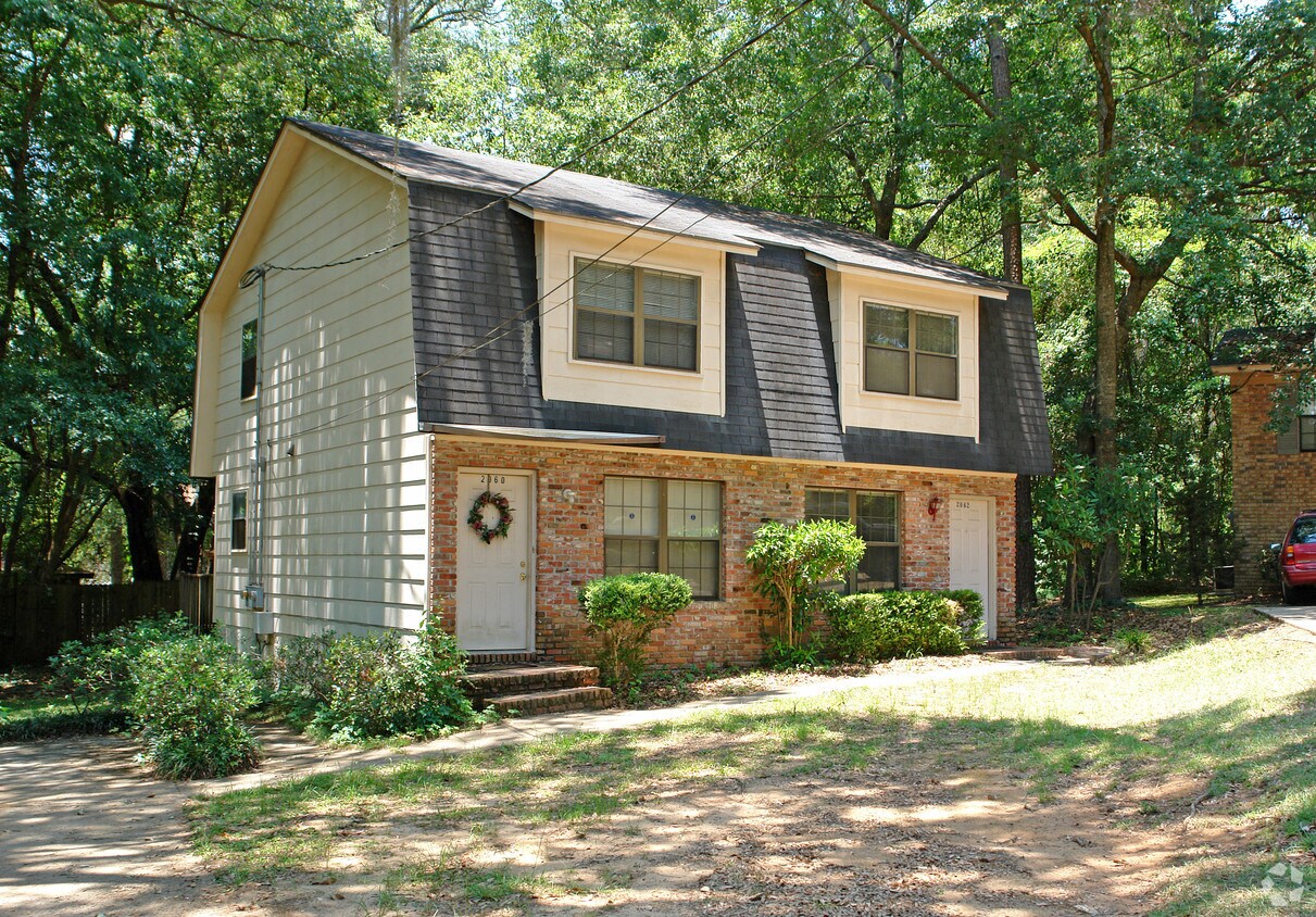 Primary Photo - 2062 Watson Way