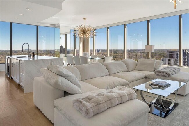 Foto del edificio - 3630 Peachtree Rd NE