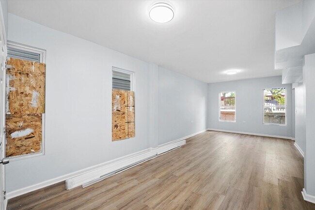 Foto del edificio - 2230 W 24th St