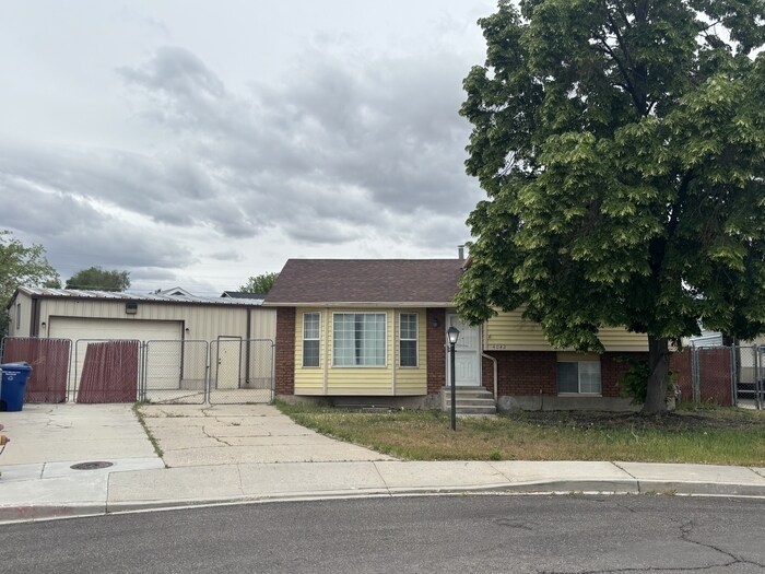 Foto principal - 4042 Powder View Cir