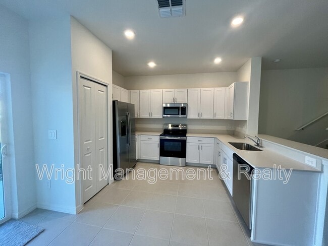 Building Photo - 36113 Risa Michele St