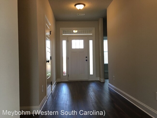 Building Photo - 4 br, 2 bath House - 8125 Cozy Knoll
