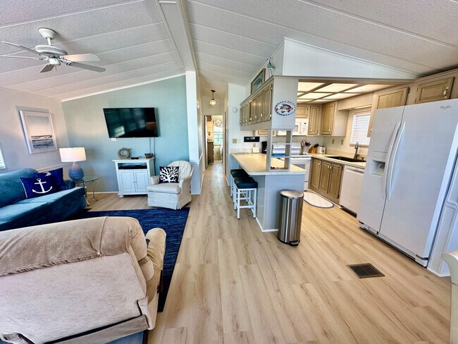Foto del edificio - 274 Nettles Blvd