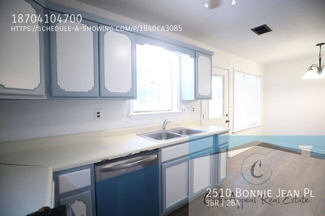 Foto del edificio - 2510 Bonnie Jean Pl