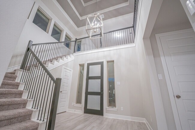 Foto del edificio - 5219 Birch Shadow Dr