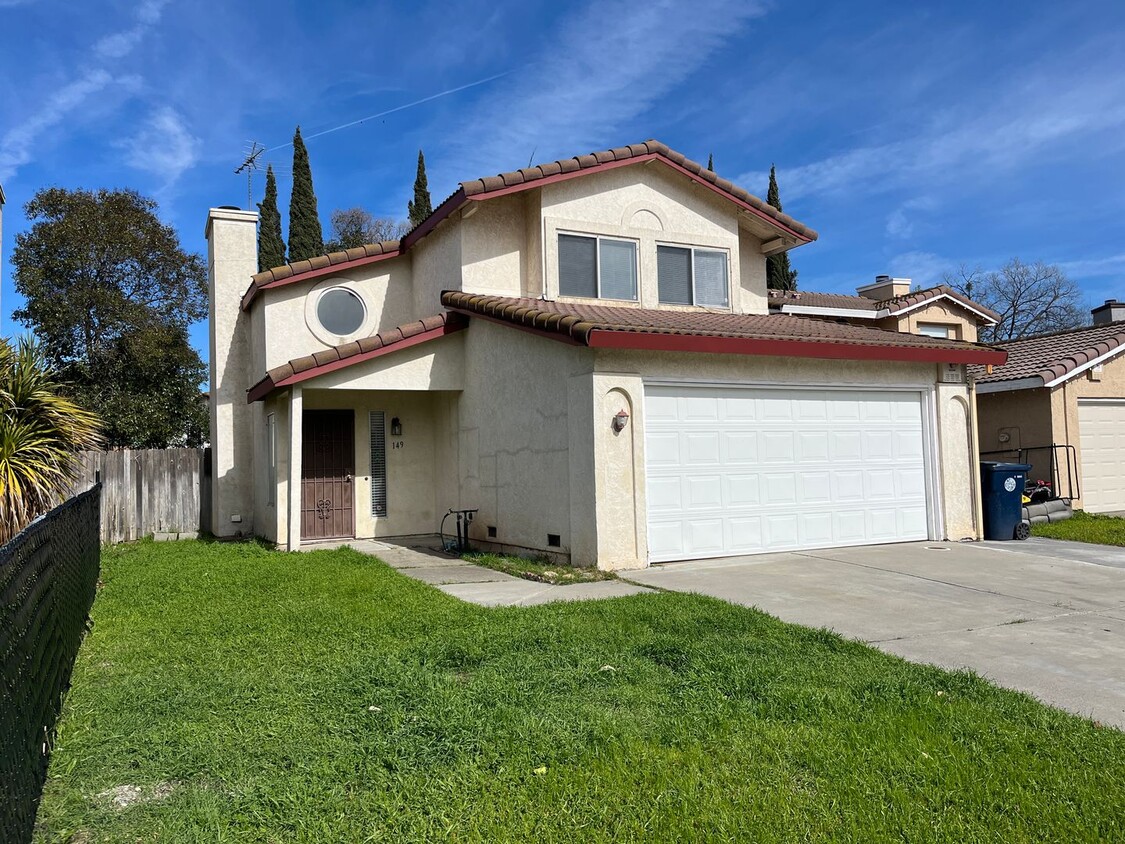 Primary Photo - Comfy Two Story Home