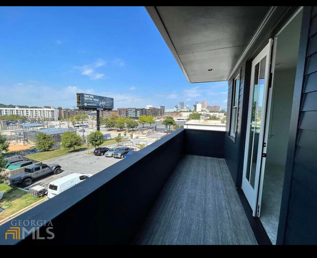master deck - 674 Exchange St SE (Atlanta, GA)