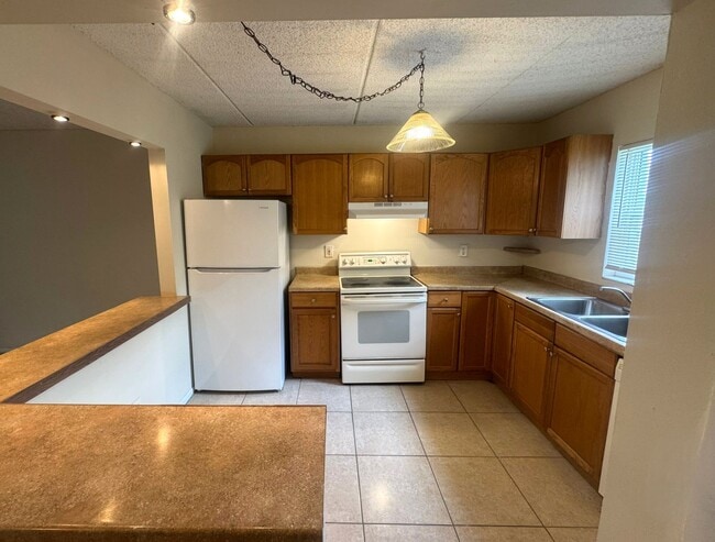 Building Photo - 2836 Somerset Park Dr