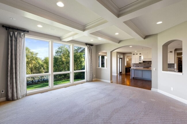 Foto del edificio - 5510 Upland Ln N