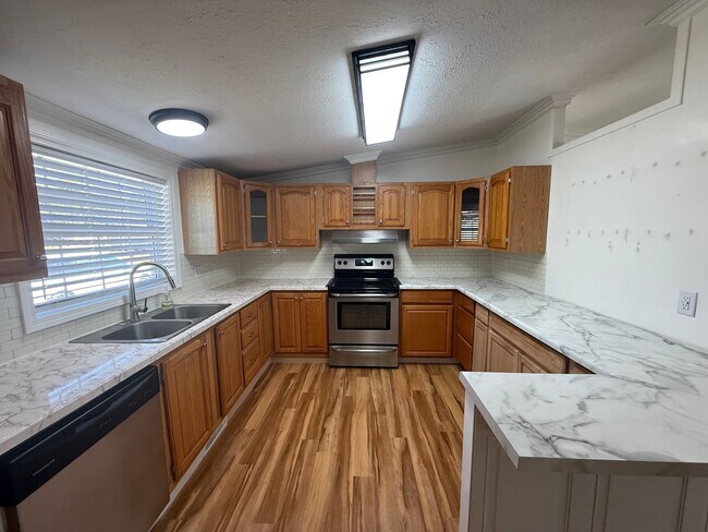 Foto del edificio - 3 Bed 2 Bath in Almo