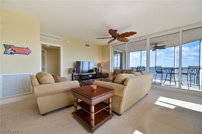 2090 W First St Unit J1010 photo'