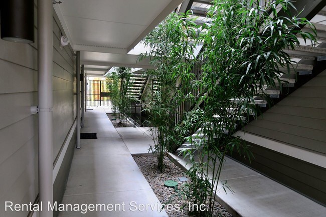 Foto del edificio - 6155 N Minnesota Ave