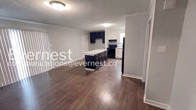 Foto del edificio - 4821 Delivau Dr