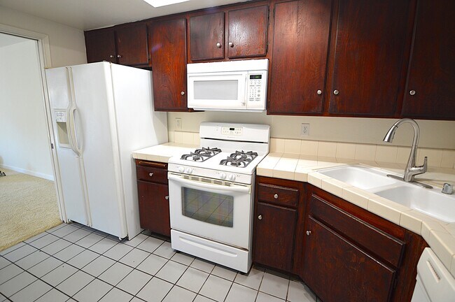 Foto del edificio - 12075 Stonegate Ln