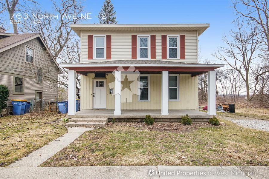 Primary Photo - 763 N Ave NE