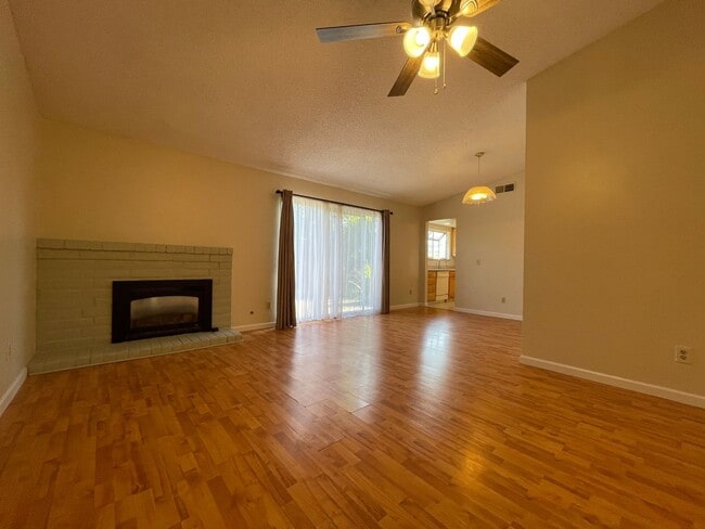 Building Photo - Charming 3-Bedroom Home in Citrus Heights