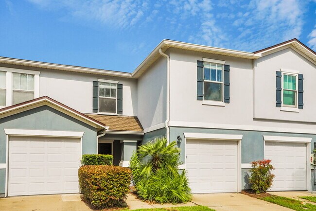 Foto del edificio - 899 Black Cherry Dr S