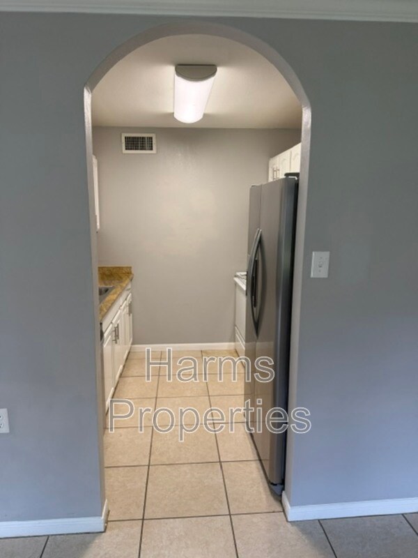 Building Photo - 3630 Fish Hook Ln