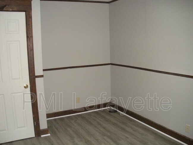 Building Photo - 504 S McDonald St