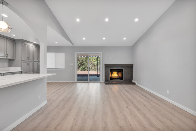 Building Photo - 7555 Bovey Ave