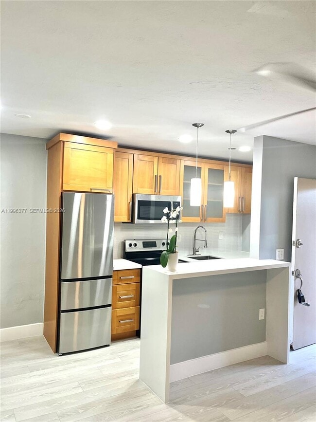 Building Photo - 6310 SW 79th St